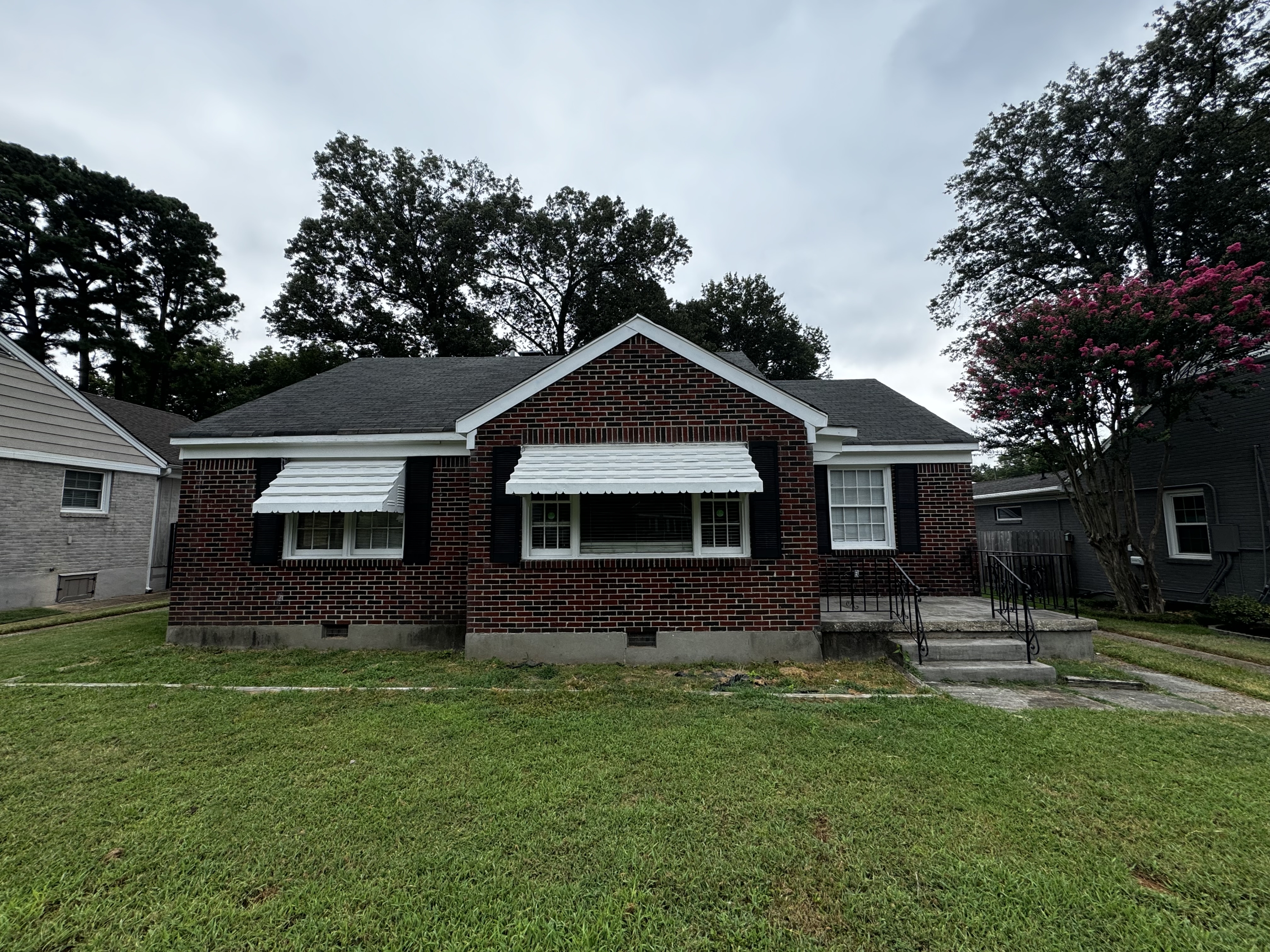 3634 Autumn Ave.