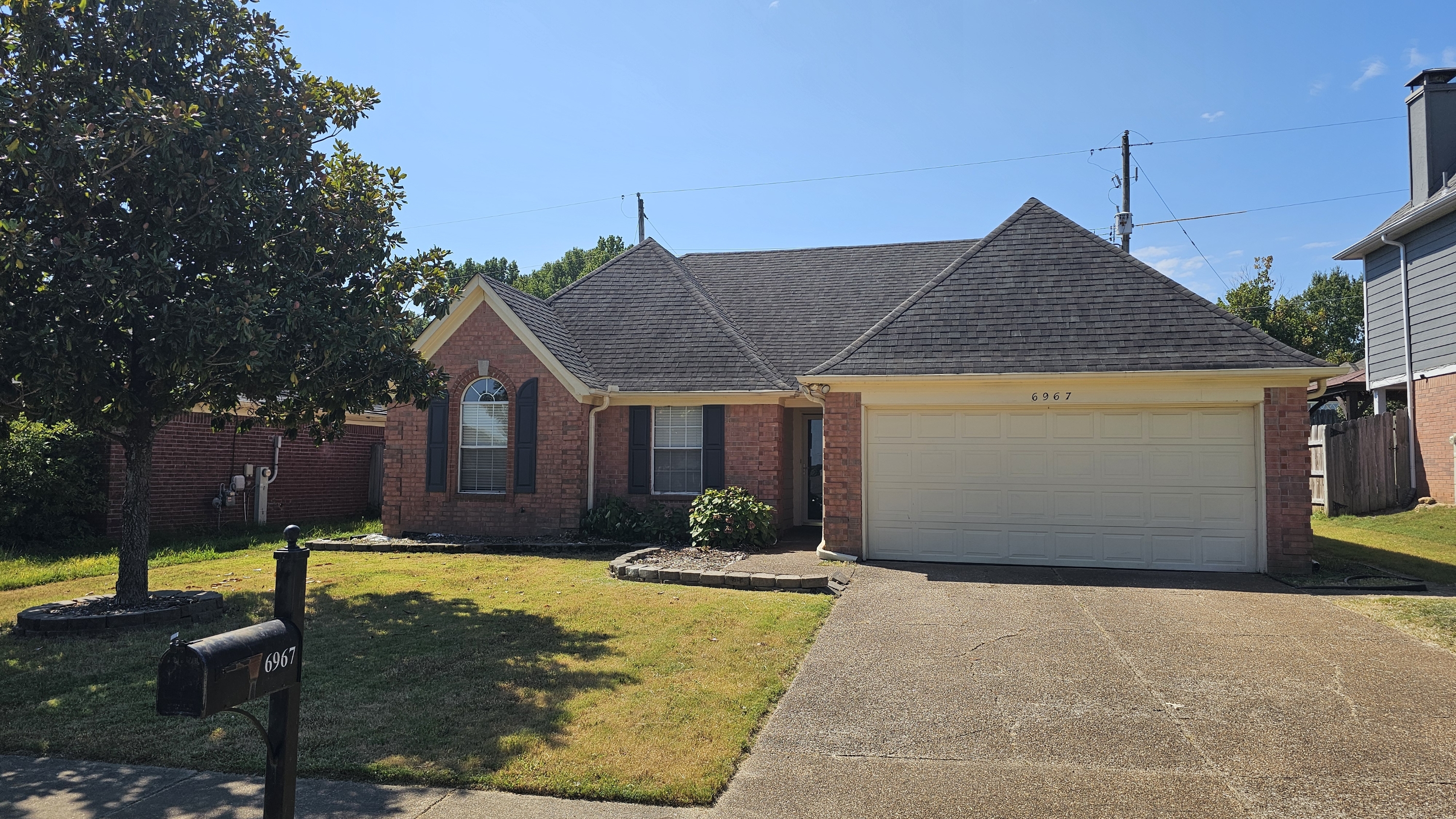 6967 Showboat Lane